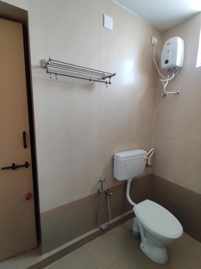 אודופי Vyavahar Lodge מראה חיצוני תמונה